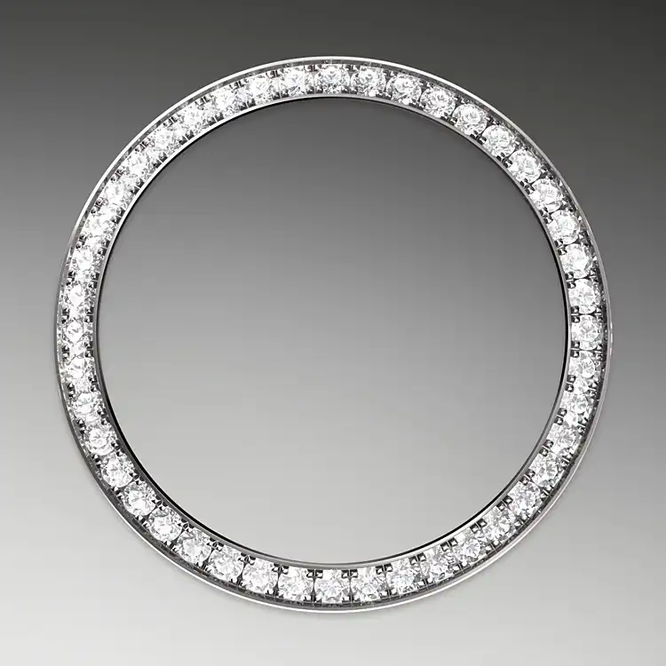 Bezel Set Berlian