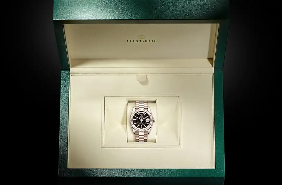 DAY-DATE M228345RBR-0016